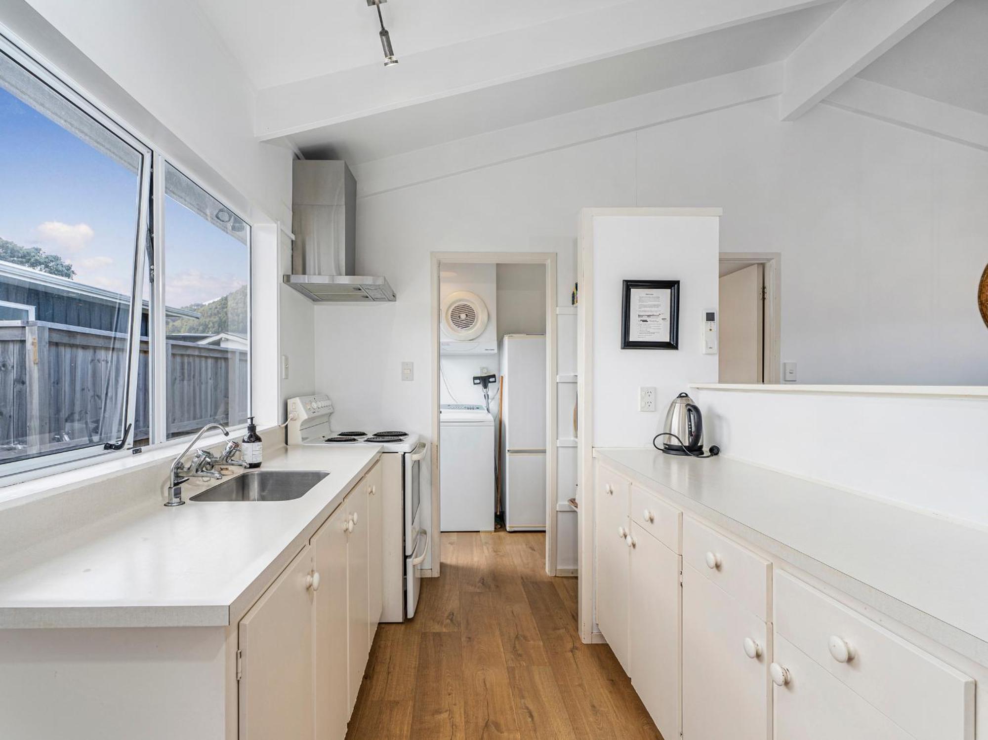 Retreat By The Beach - Pauanui Holiday Home Exteriör bild