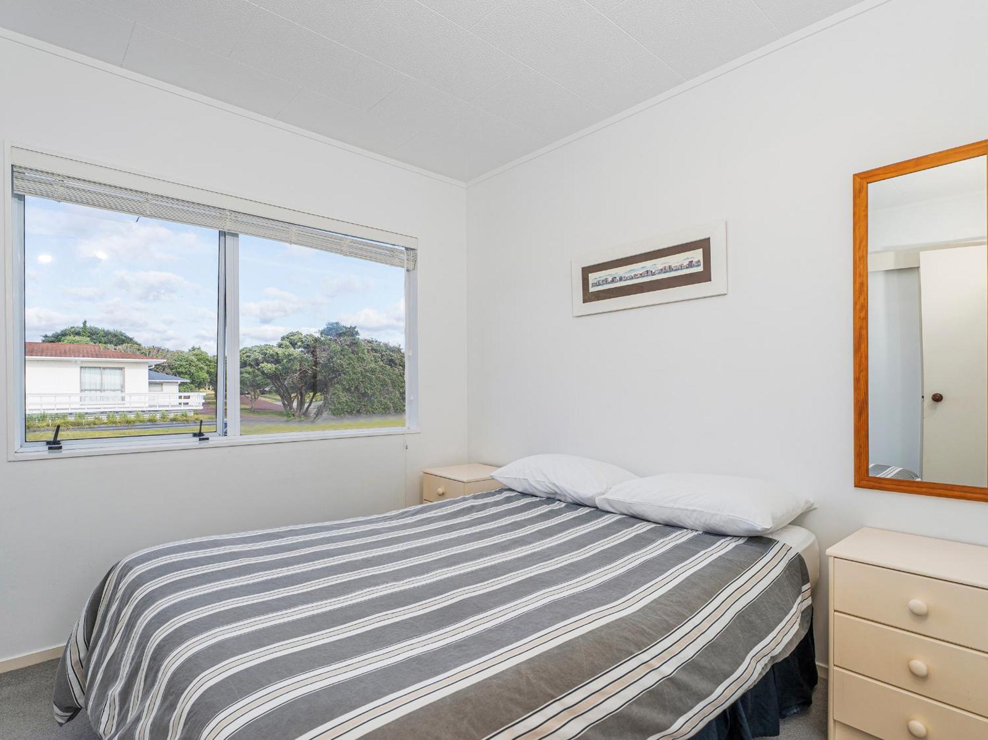 Retreat By The Beach - Pauanui Holiday Home Exteriör bild
