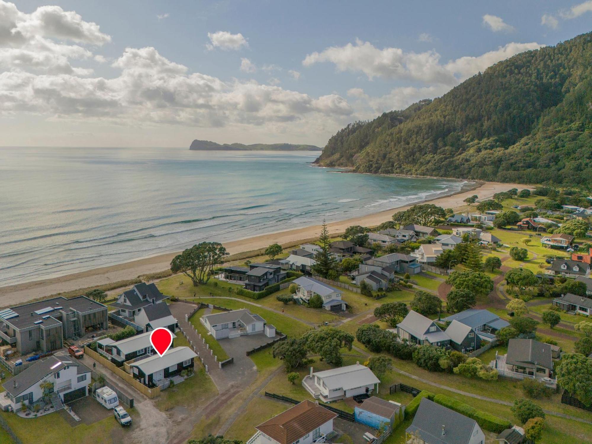 Retreat By The Beach - Pauanui Holiday Home Exteriör bild