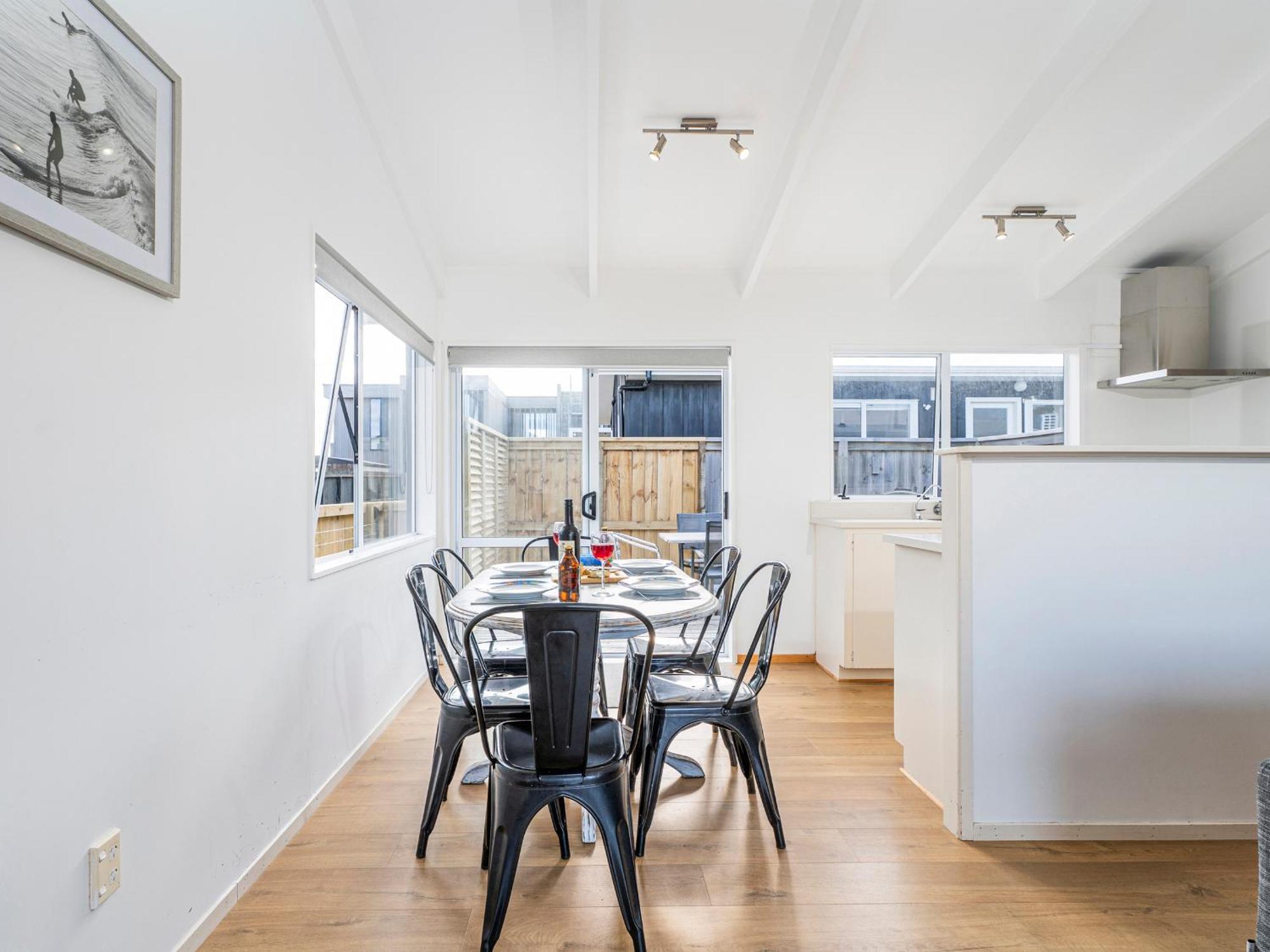 Retreat By The Beach - Pauanui Holiday Home Exteriör bild
