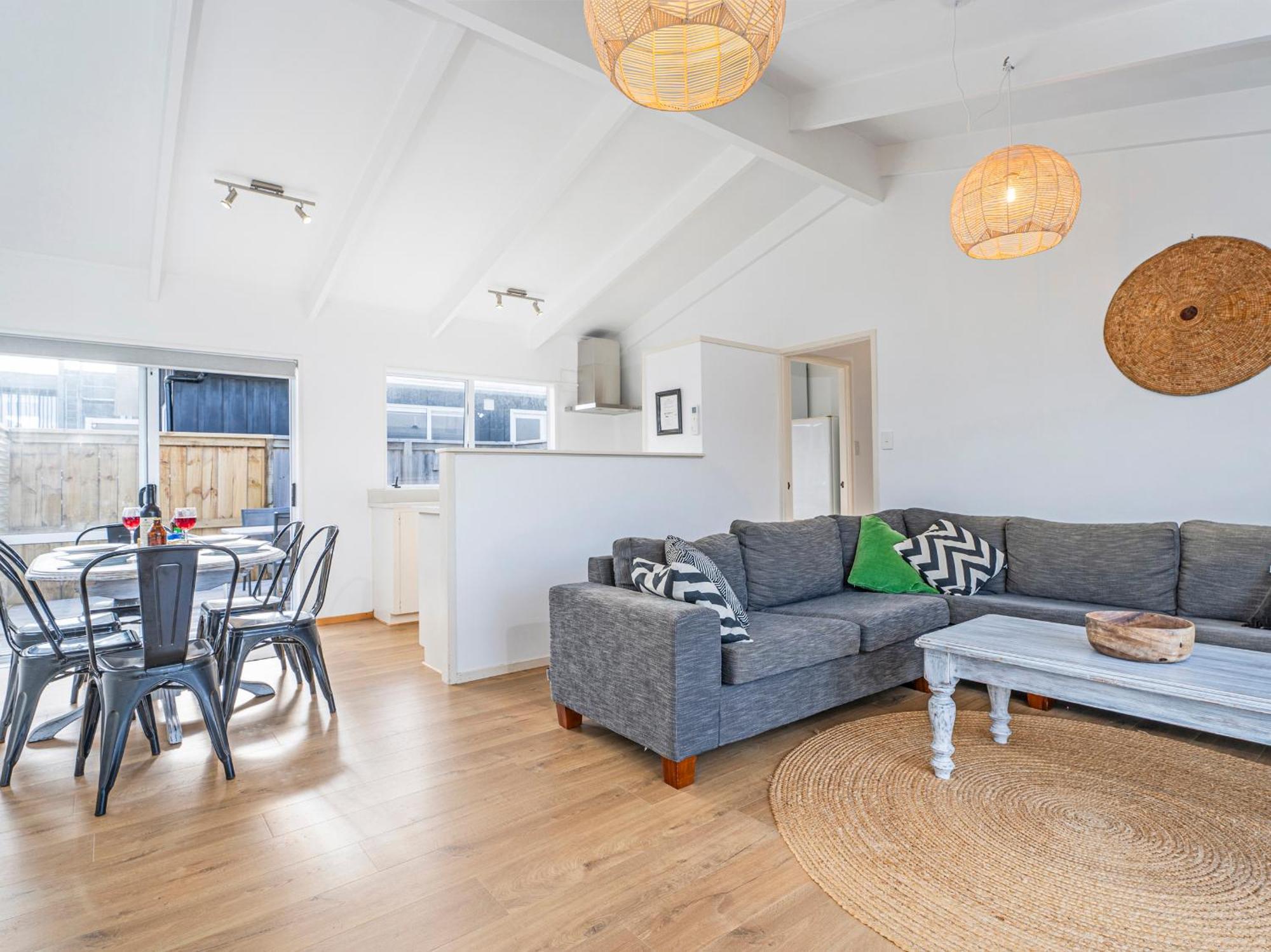 Retreat By The Beach - Pauanui Holiday Home Exteriör bild