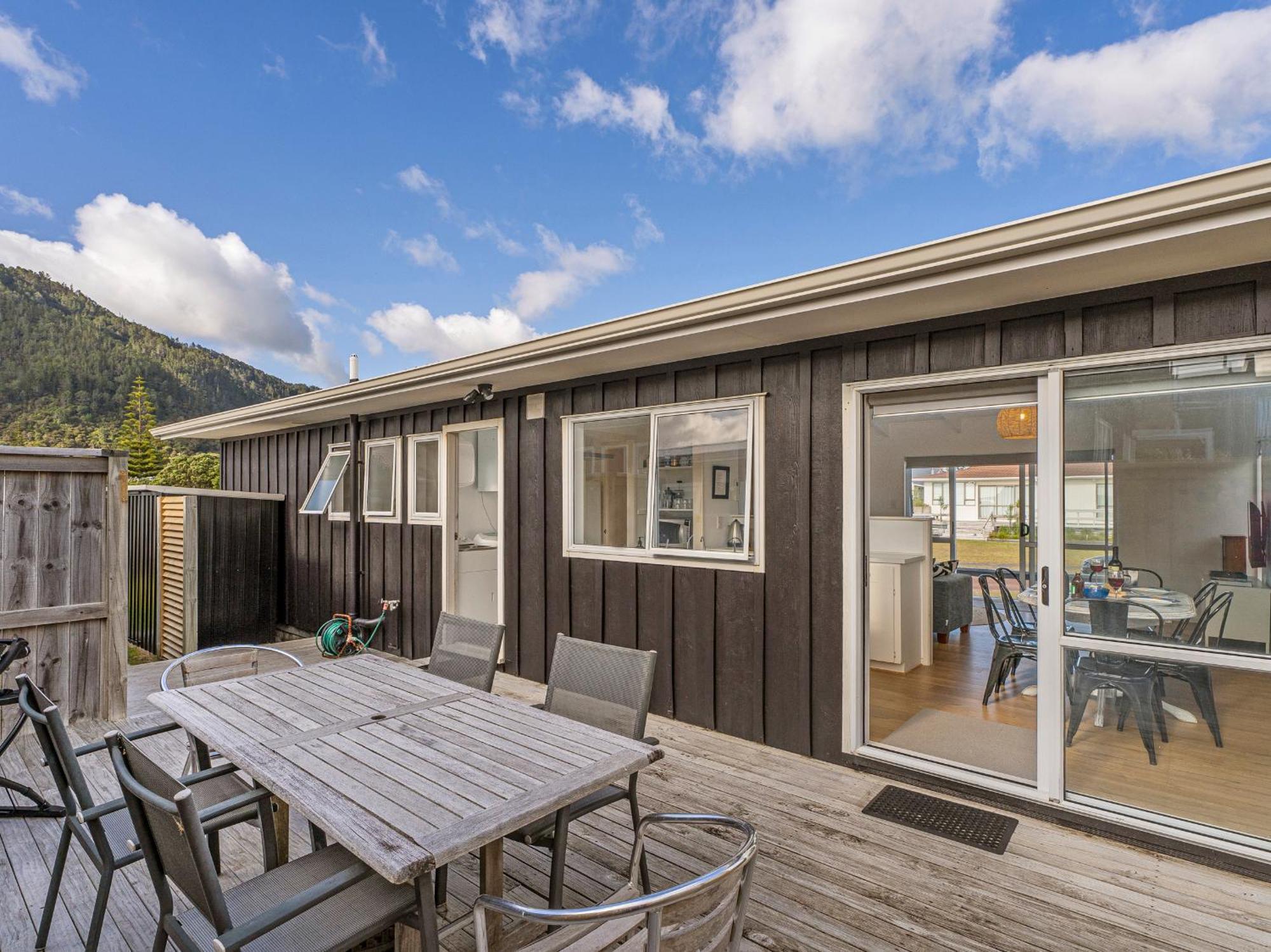 Retreat By The Beach - Pauanui Holiday Home Exteriör bild